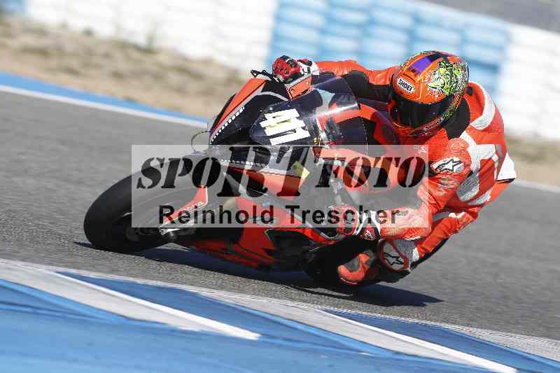 /Archiv-2024/02 29.01.-02.02.2024 Moto Center Thun Jerez/Gruppe schwarz-black/411